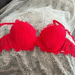 VS Pink Red Lace Bra